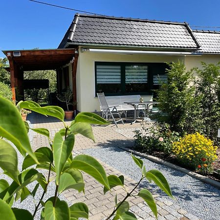 Ferienhaus Amare Mit Fasssauna, Eigener Terrasse & Kamin Bautzen Luaran gambar