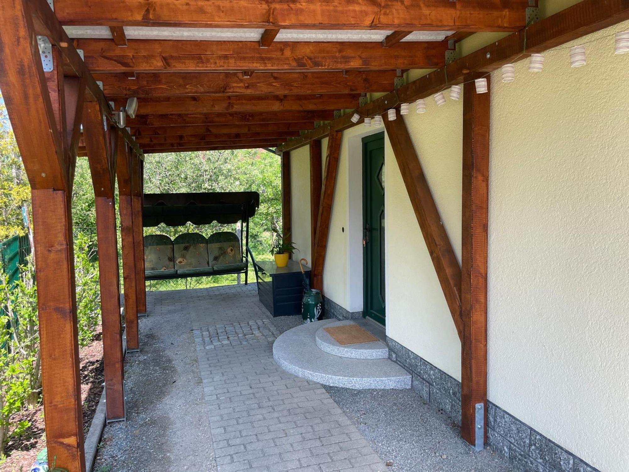 Ferienhaus Amare Mit Fasssauna, Eigener Terrasse & Kamin Bautzen Luaran gambar